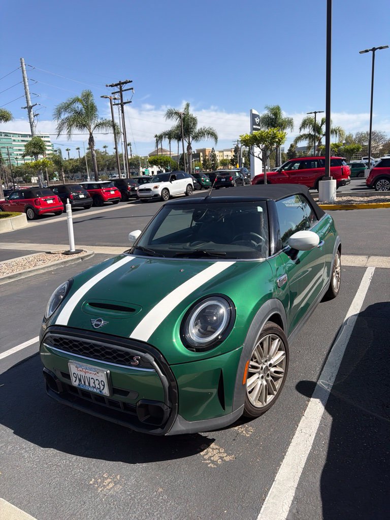 Used 2023 MINI Cooper S FWD image 1