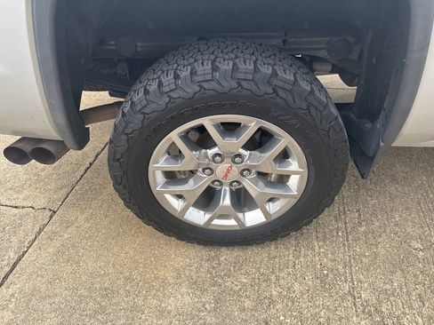 Used 2018 GMC Sierra 1500 SLT image 27