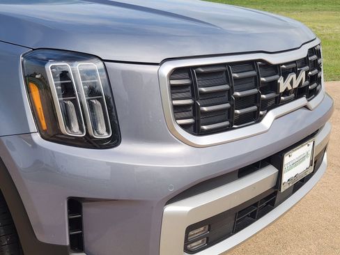 Used 2024 Kia Telluride SX Prestige AWD/4WD image 12