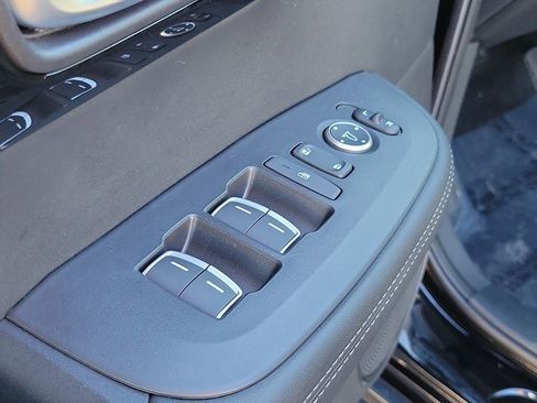 Certified 2025 Acura ADX Base image 20