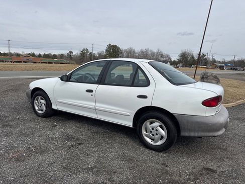 Used 1998 Chevrolet Cavalier Sedan image 5