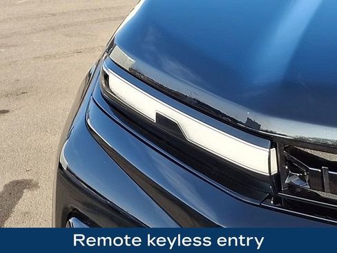 Used 2026 Chevrolet Traverse RS image 12