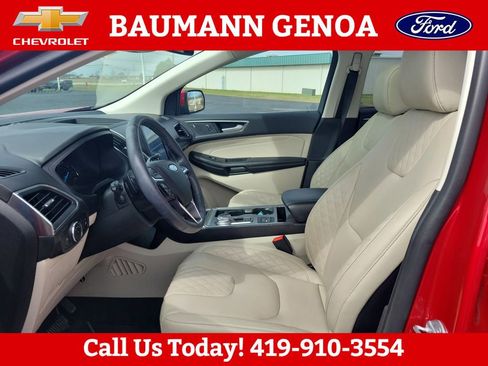 Used 2023 Ford Edge Titanium w/ Class II Trailer Tow Package AWD/4WD image 16