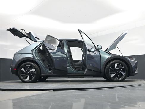 New 2026 Hyundai Ioniq 5 SE image 29
