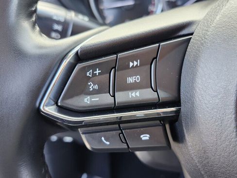 Used 2019 MAZDA CX-5 Touring image 18