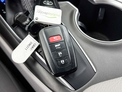 Used 2023 Toyota Camry LE image 37