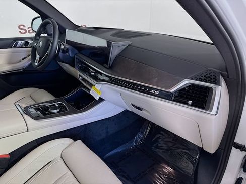 New 2026 BMW X5 xDrive40i AWD/4WD image 30
