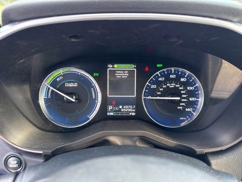 Used 2021 Subaru Crosstrek Hybrid w/ Moonroof Package w/Navigation image 27