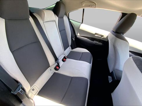 Used 2026 Toyota Corolla LE FWD image 19