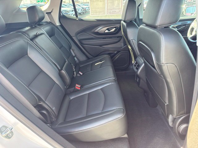 Used 2024 GMC Terrain SLT FWD image 21