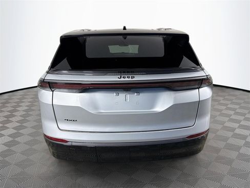 Used 2025 Jeep Wagoneer S Limited image 7