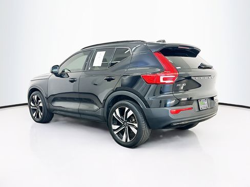 Used 2023 Volvo XC40 B5 Ultimate w/ Climate Package AWD/4WD image 5