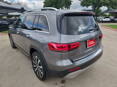 Used 2023 Mercedes-Benz GLB 250 4MATIC w/ Premium Package