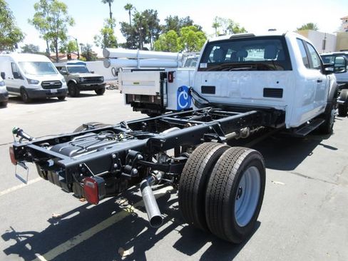 New 2025 Ford F450 XL image 4