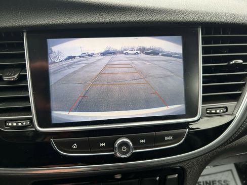 Used 2018 Buick Encore Preferred image 19