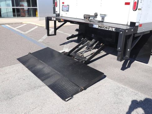 Certified 2024 Ford E-450 and Econoline 450 Super Duty w/ Power Windows & Locks Group RWD image 4