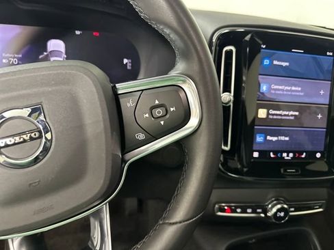 Used 2023 Volvo XC40 Recharge Plus w/ Protection Package Premier image 16