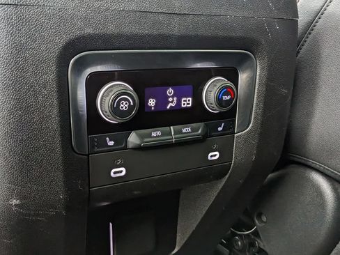 Used 2024 Chevrolet Suburban RST w/ Luxury Package AWD/4WD image 36