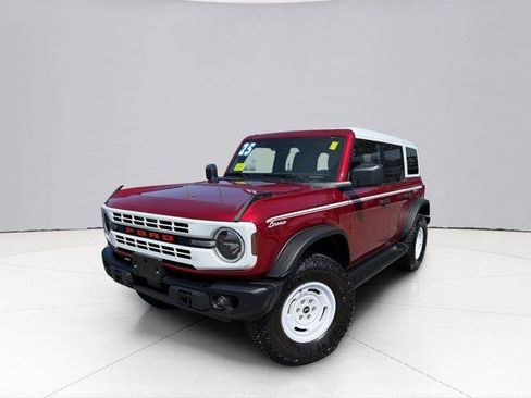 Used 2025 Ford Bronco Heritage Edition AWD/4WD image 1