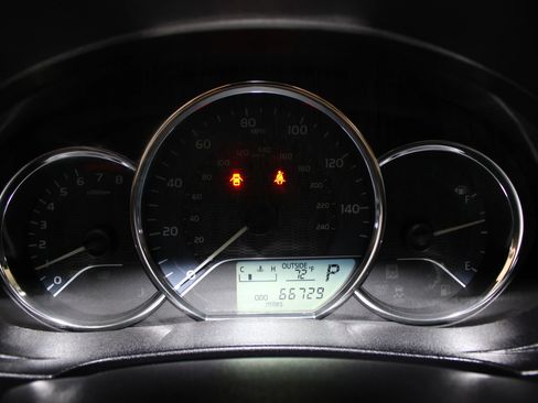 Used 2014 Toyota Corolla L FWD image 11