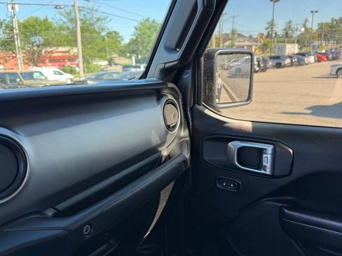 Used 2021 Jeep Gladiator Sport w/ Quick Order Package 24Q 80Th AWD/4WD image 21