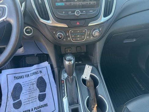 Used 2018 Chevrolet Equinox Premier image 15