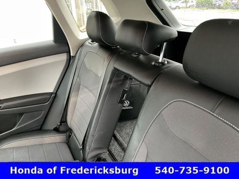 Used 2022 Volkswagen Taos SE AWD/4WD image 23