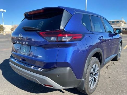 Certified 2022 Nissan Rogue SV image 6