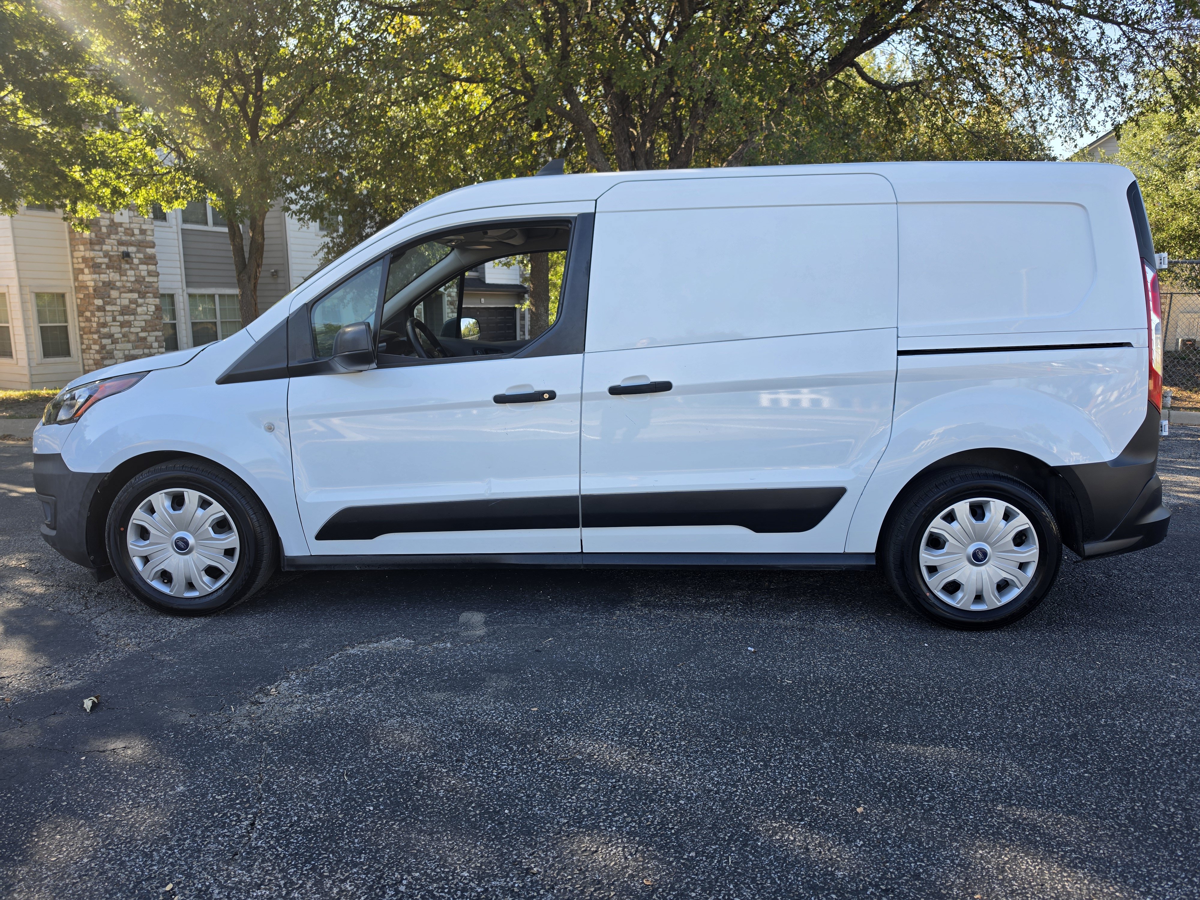 Used 2021 Ford Transit Connect XL FWD image 4