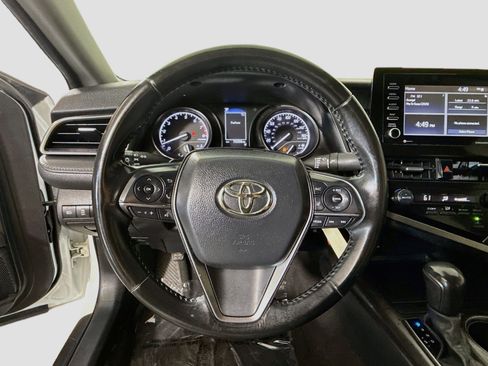 Used 2021 Toyota Camry SE FWD image 13