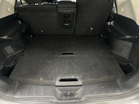 Used 2020 Nissan Rogue S w/ Special Edition Package FWD image 24