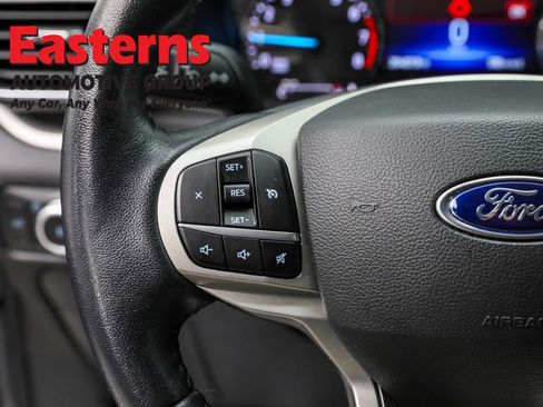 Used 2022 Ford Explorer XLT w/ Equipment Group 202A image 15