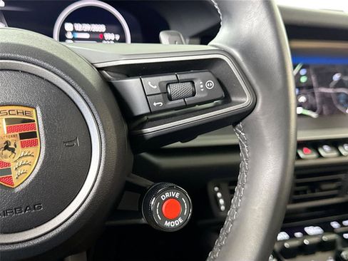 Used 2025 Porsche 911 Carrera image 24
