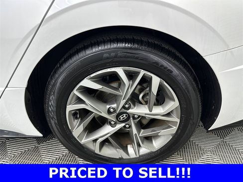 Used 2021 Hyundai Sonata SEL image 19