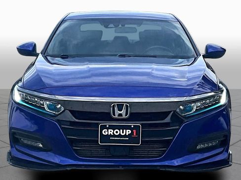 Used 2018 Honda Accord Sport image 4