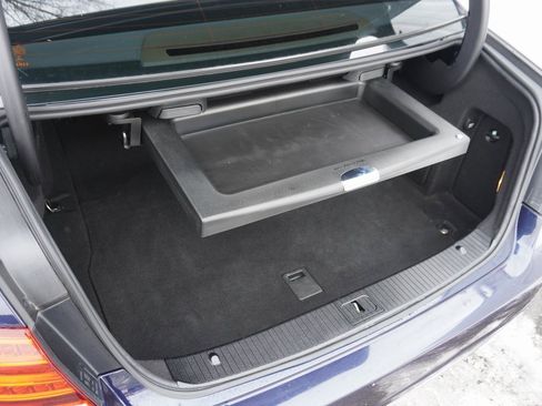 Used 2016 Mercedes-Benz E 350 Sedan image 6