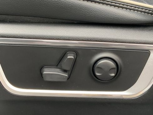 Used 2022 RAM 1500 Laramie image 19