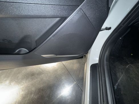 Certified 2025 Kia Sportage LX image 17