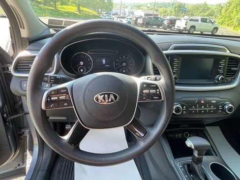 Used 2020 Kia Sorento LX AWD/4WD image 31
