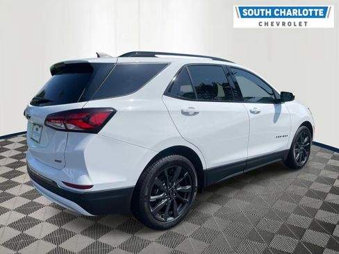 Used 2023 Chevrolet Equinox RS FWD image 4