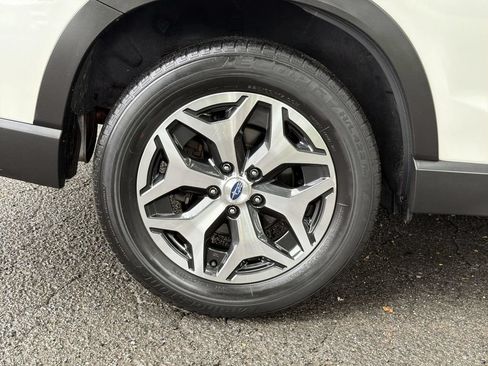 Certified 2023 Subaru Forester Premium AWD/4WD image 12