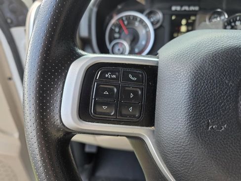 Used 2022 RAM 2500 Big Horn AWD/4WD image 16