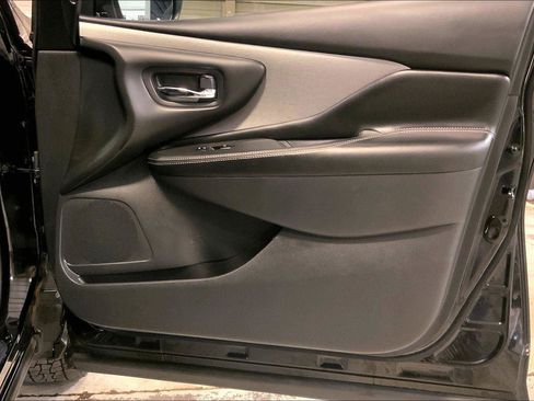 Used 2022 Nissan Murano SV AWD/4WD image 24