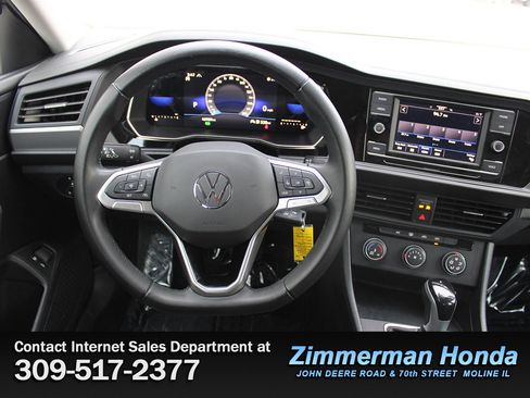 Used 2024 Volkswagen Jetta S image 9