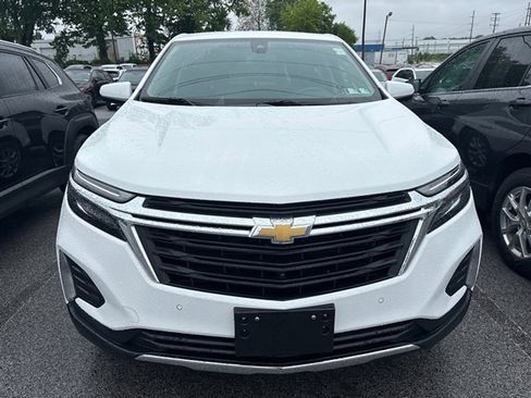 Used 2023 Chevrolet Equinox LT AWD/4WD image 3