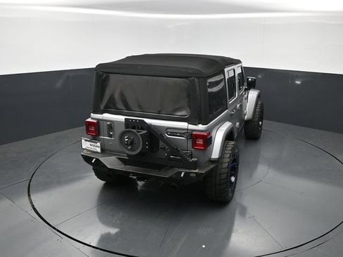 Used 2019 Jeep Wrangler Unlimited Sahara AWD/4WD image 22