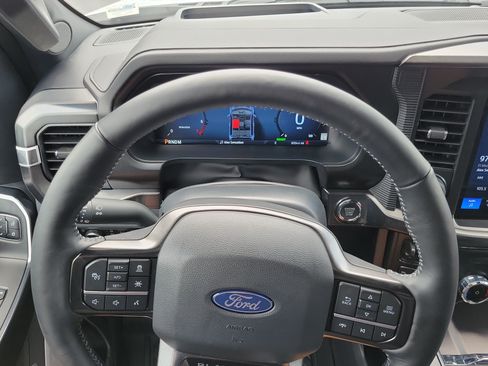 Certified 2025 Ford F150 Platinum w/ Equipment Group 702A High AWD/4WD image 21