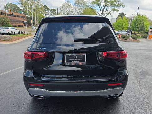 Used 2023 Mercedes-Benz GLB 250 image 4