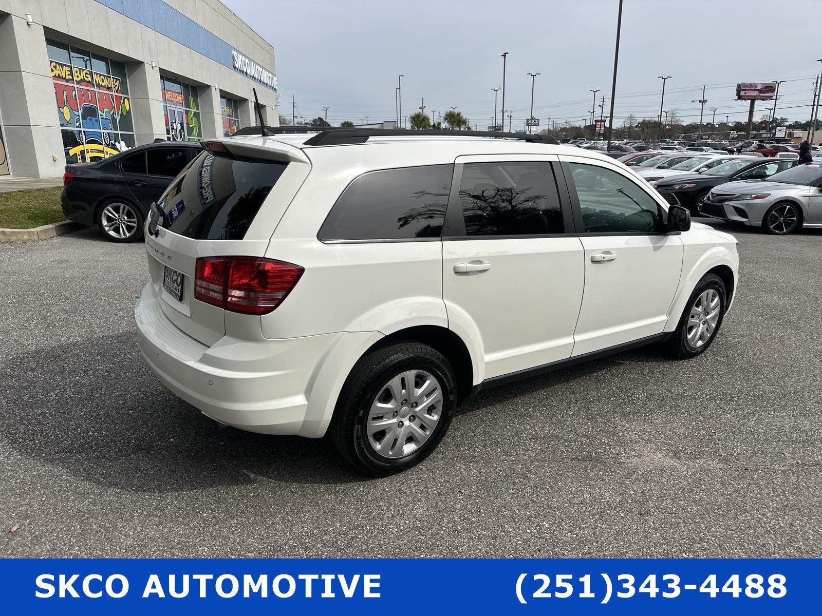 Used 2020 Dodge Journey SE FWD image 5