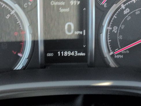 Used 2020 Toyota 4Runner Limited AWD/4WD image 21